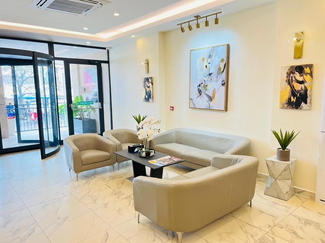 Souaré Premium Hôtel Conakry Esterno foto